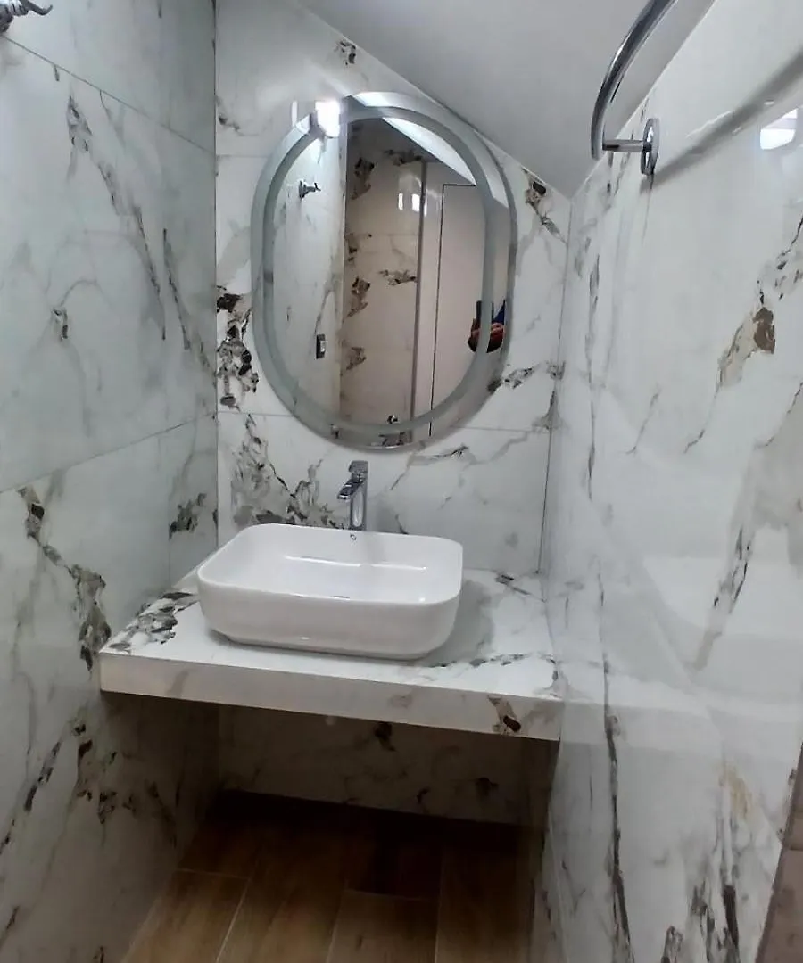 Rentrooms Geni Ksamil 0*,  Albanien